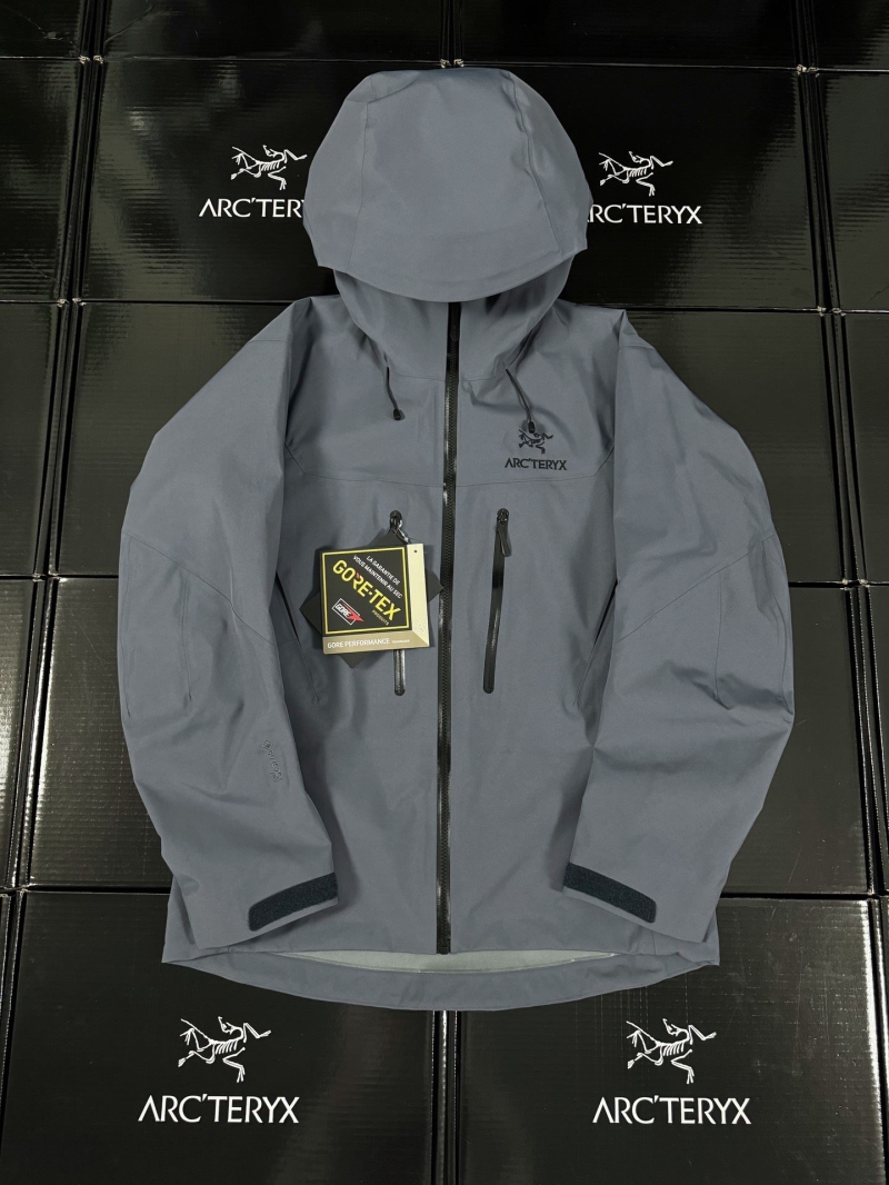 Ba*len*cia*ga jackets